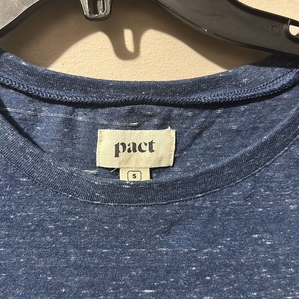 🌼PACT‎ 100% Organic sleeveless blue TSHIRT. Size S - Picture 2 of 6